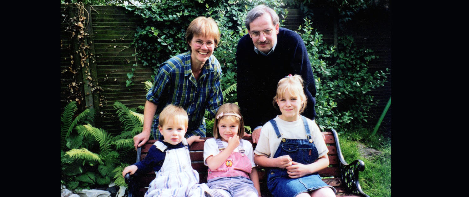 012_Family_1500x630_v01