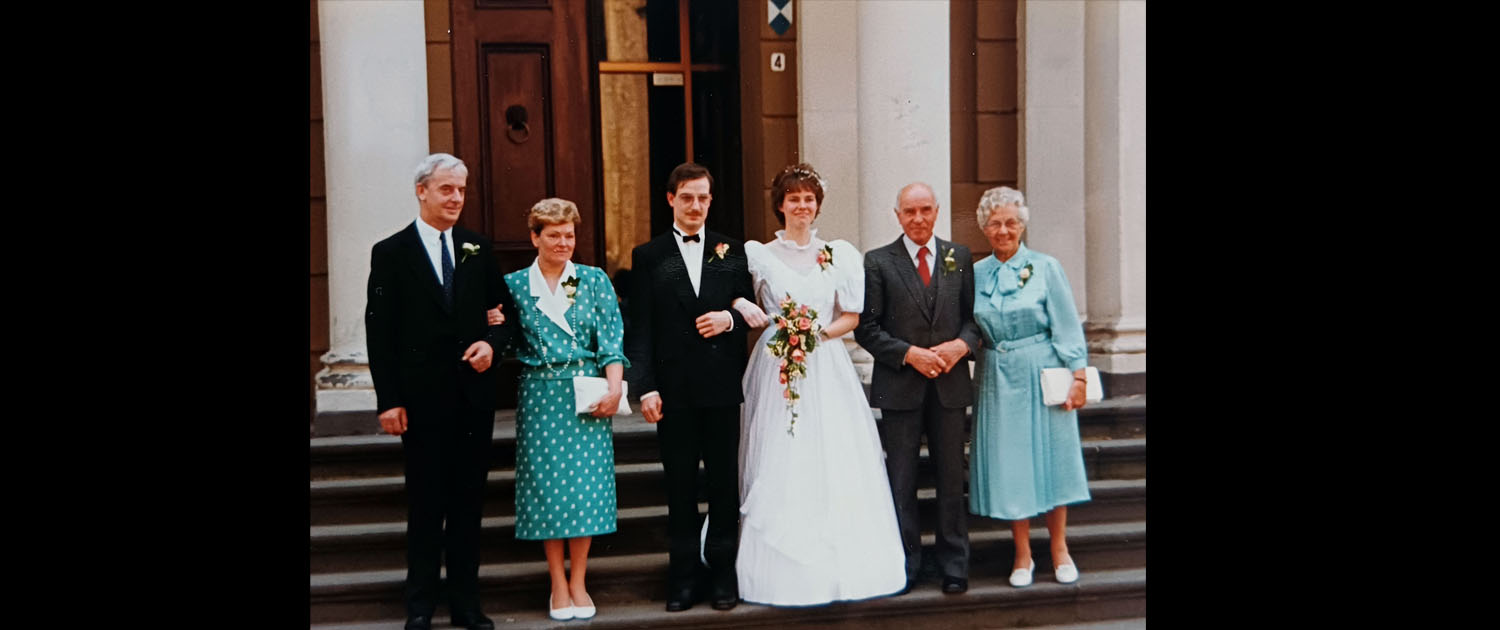 Wedding007_1500x630_v01